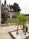 Petit Jardin Venezia - 2022 年在法國南部佩皮尼昂出售帶游泳池、水療中心、歐洲花園的大型旅館 (2).webp